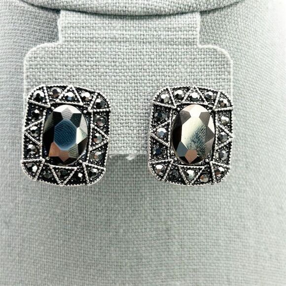 Square Art Deco Faux Black Hematite Rhinestone Stud Earrings Sparkle Fun - Picture 1 of 8
